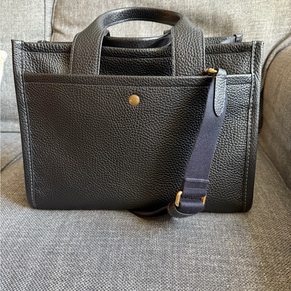 Coach Cargo Tote Bag - Brass/Black.Excellent condition with all packaging. - Picture 3 of 8